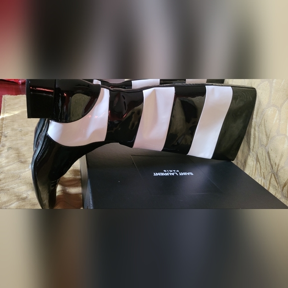 SAINT Laurent Boots - Picture 2 of 7